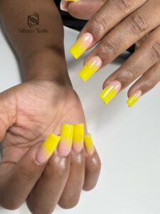 Ongle Babycolor jaune et rose