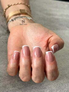 French rose blanc attrayante