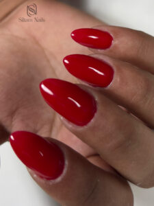 Capsule gel forme d'amande avec une couleur rouge