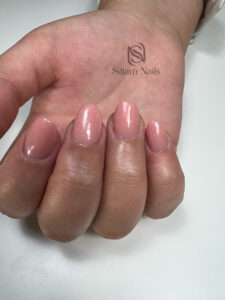 Gainage gel sur ongle court